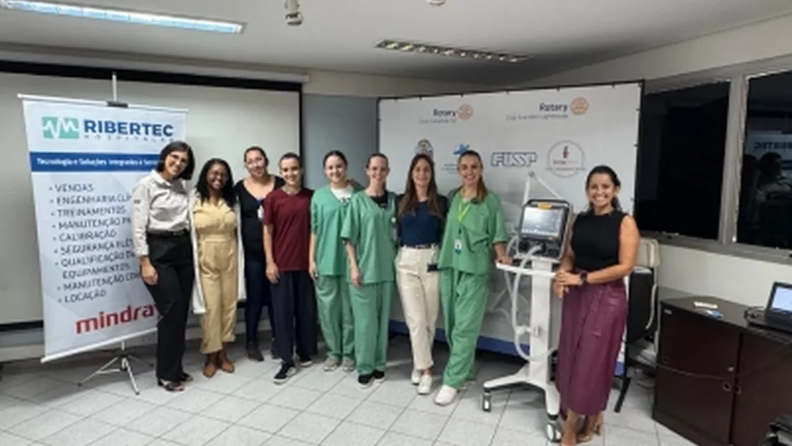 Entrega e treinamento de 15 ventiladores SV300 Mindray no HC de Bauru